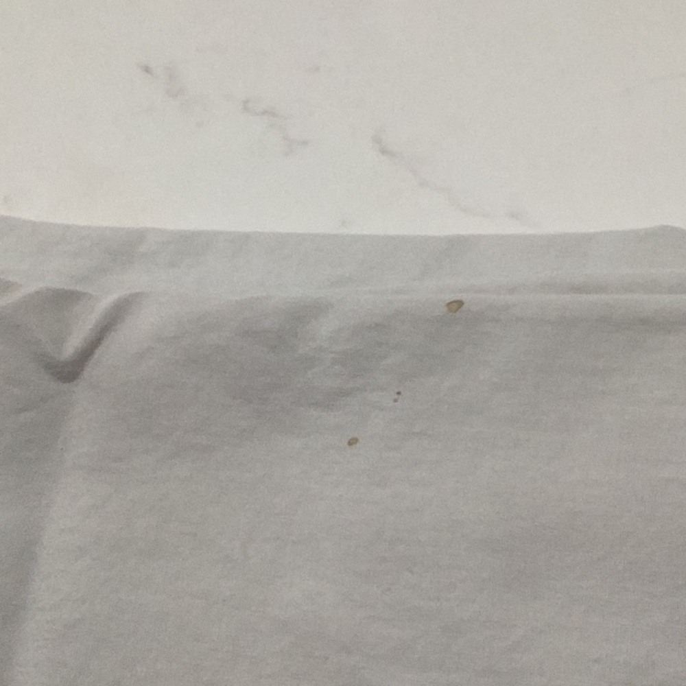 Queen sized flat sheet - Picture 2 of 2